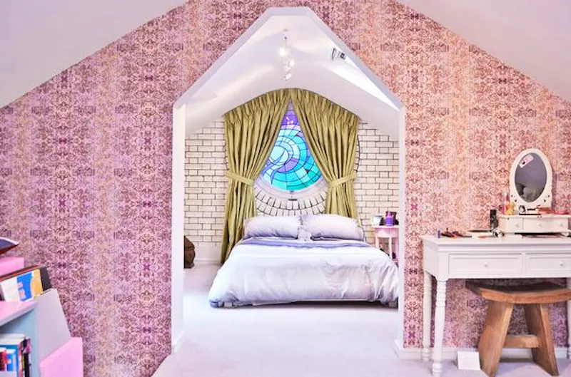 Bedroom - main at Colourful Kennington apartment, F816 (photo 16)
