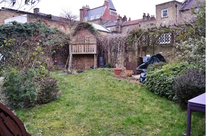 Garden at Colourful Kennington apartment, F816 (photo 28)