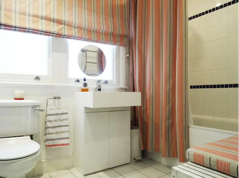 Bathroom at Homely Chiswick family house, E305 (photo 25)