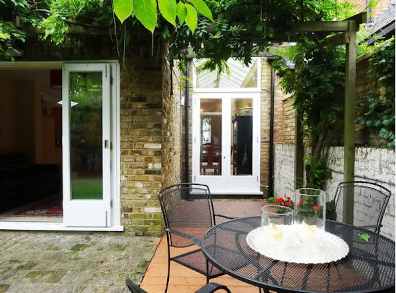 French doors at Homely Chiswick family house, E305 (photo 32)