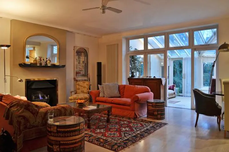 Golders Green family house, E280 (photo 4)