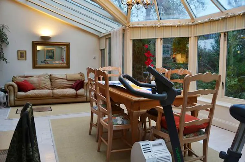 Golders Green family house, E280 (photo 14)