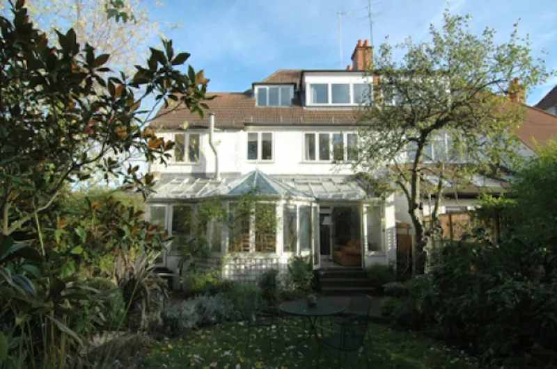 Golders Green family house, E280 (photo 23)
