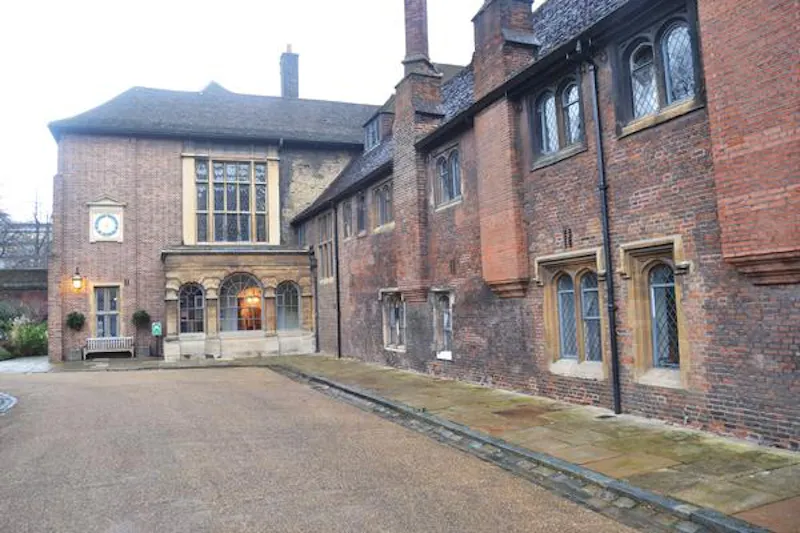 Historic Farringdon building, P557 (photo 23)