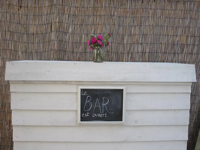 Pretty Whitstable beach house, C697 (photo 35)