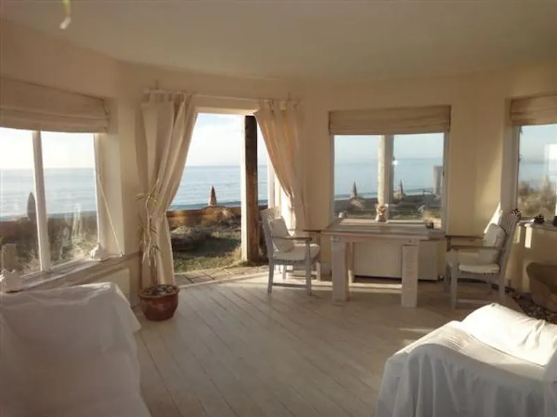 Camber beach house, C593 (photo 3)