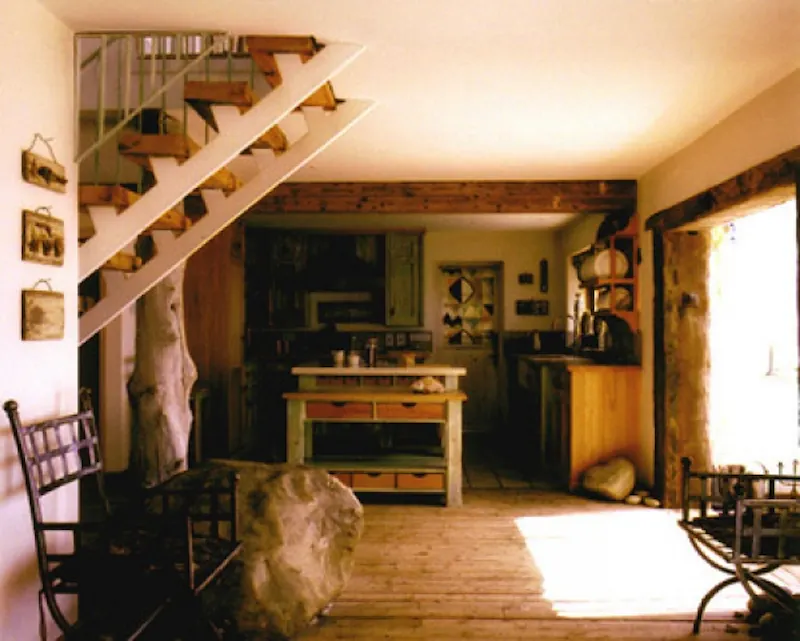 Beams at Camber beach house, C593 (photo 6)