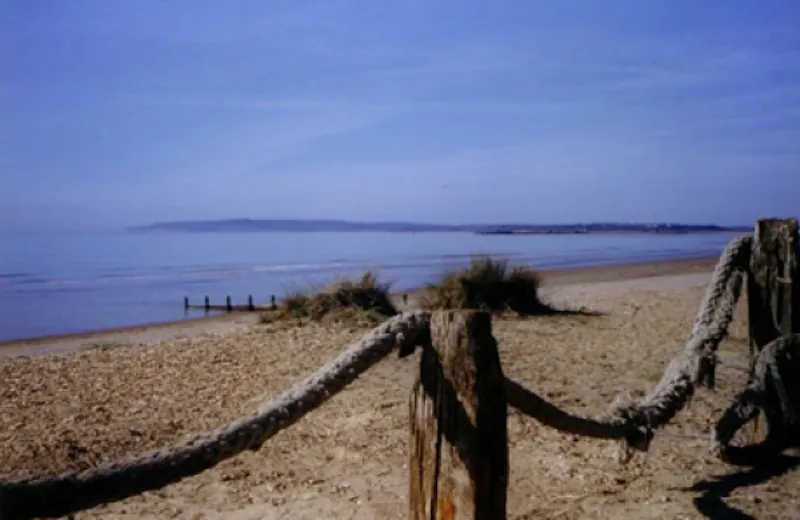 Views - sea at Camber beach house, C593 (photo 23)