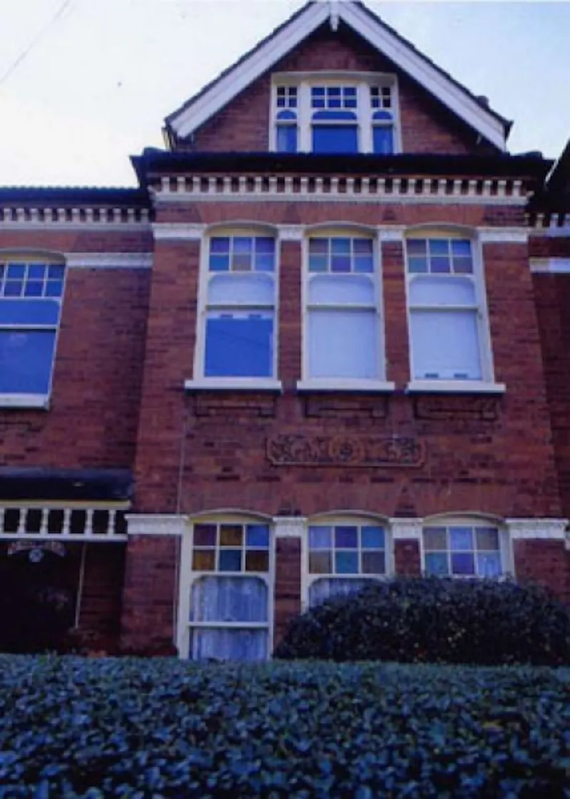 Period House in Wandsworth, B1137 (photo 1)