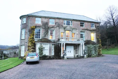 Heathfield country house, B1300