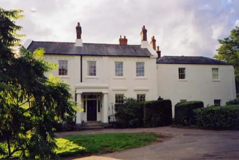 Beautiful old rectory in Shere, B1319 (photo 1)