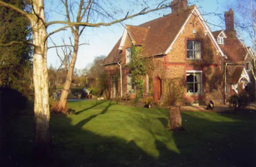 Little Gaddesden country house, B1336