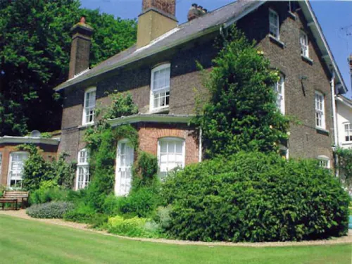 Tring country house, D1572