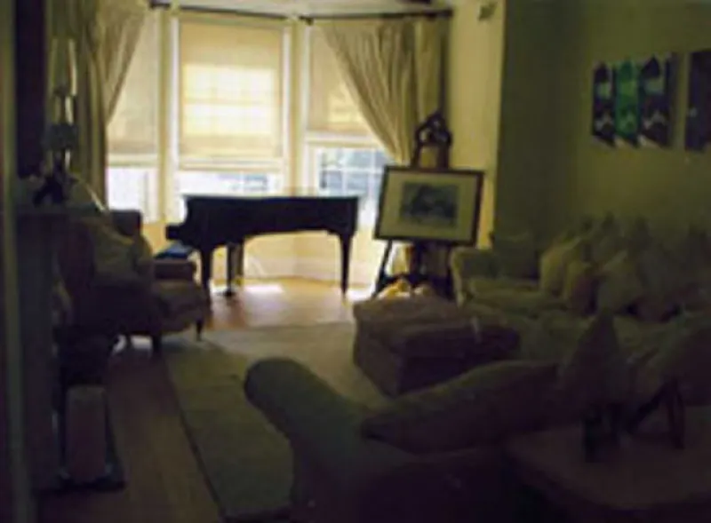 Living Room at Tring country house, D1572 (photo 3)