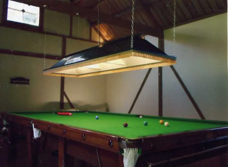 Games room at Tring country house, D1572 (photo 4)
