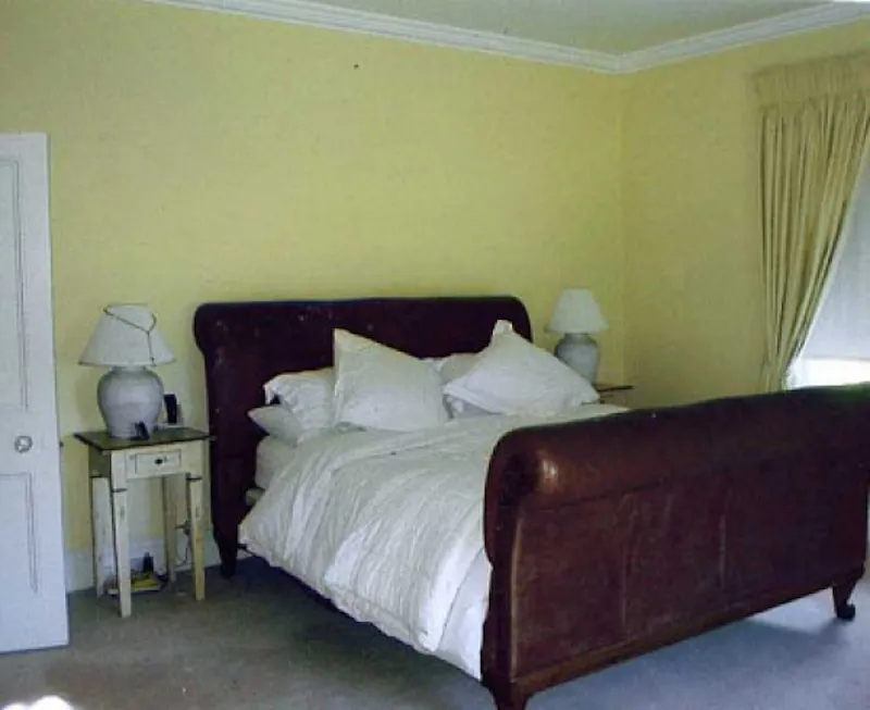 Bedroom at Tring country house, D1572 (photo 5)