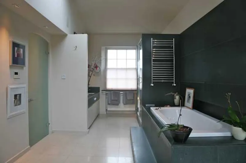 Bathroom at Luxe Clapham Common house, A903 (photo 21)