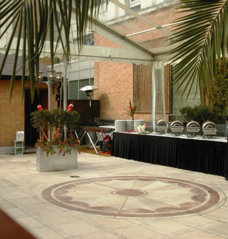 Central London hotel, R687 (photo 34)