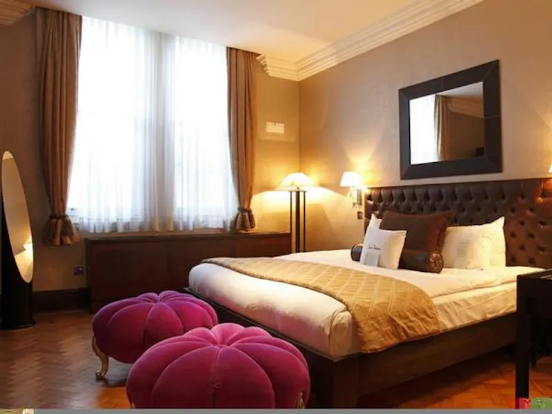 Central London hotel, R687 (photo 41)