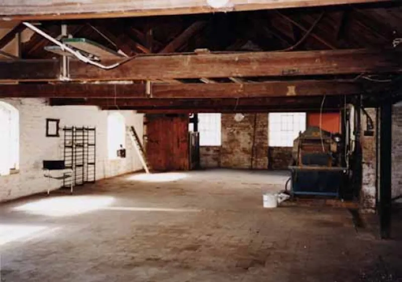 Beams at Industrial warehouse in Dorset, N162 (photo 2)