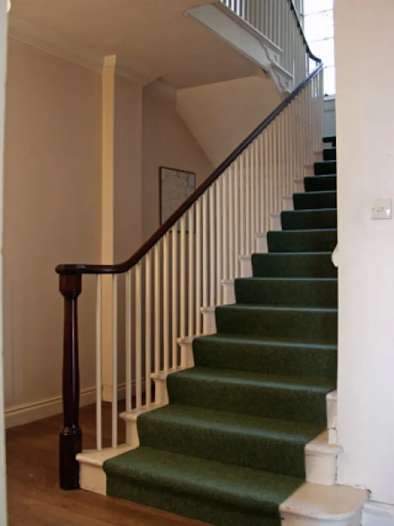 Staircase at Strete country house, D1872 (photo 4)