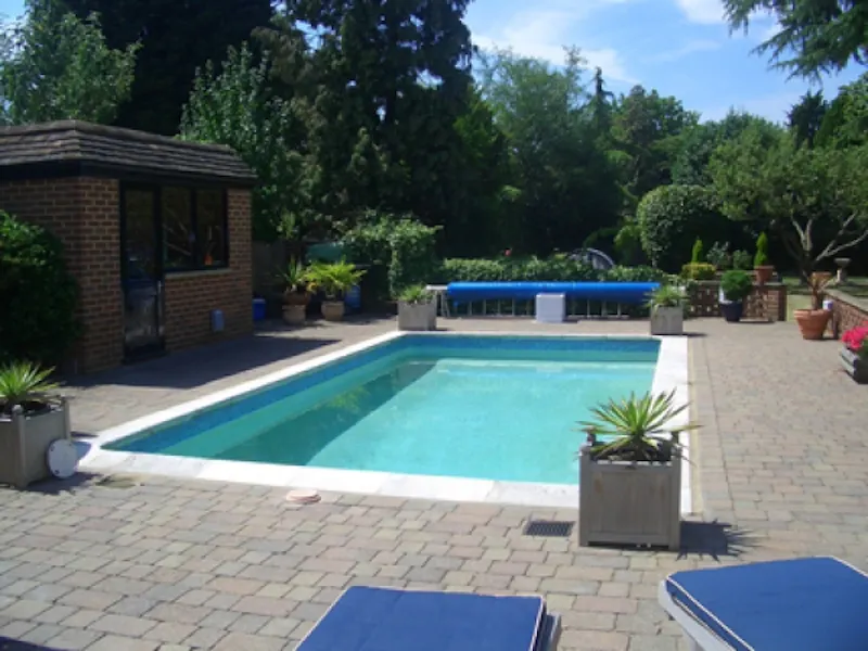 Swimming pool - outdoor at Epsom pool house, D1883 (photo 7)