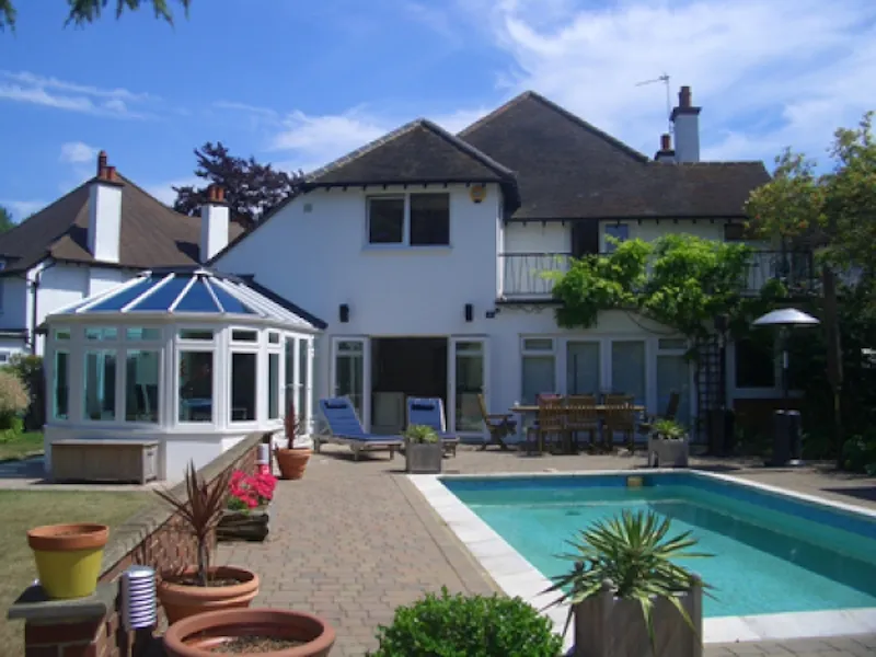 Epsom pool house, D1883 (photo 8)