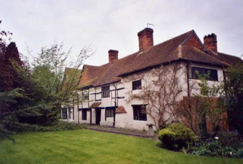 Oxfordshire manor house, M250 (photo 2)