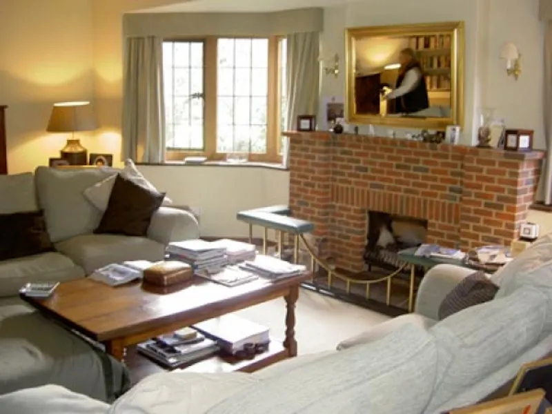 Exposed brick at Twickenham Arts & Crafts house, D1914 (photo 3)