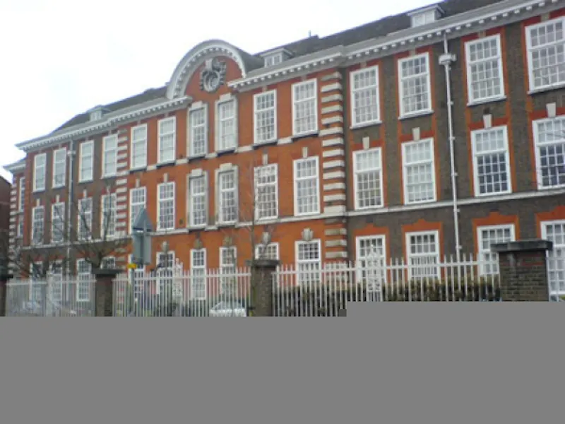 Wimbledon school house flat, F919 (photo 1)