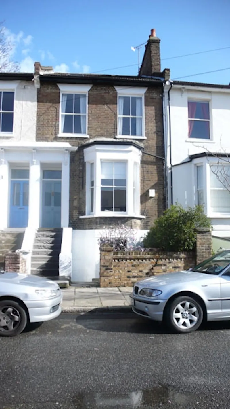 Family home in Victoria Park, B1426 (photo 26)