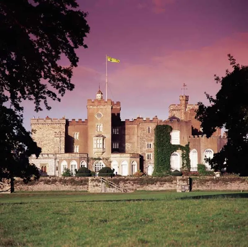 Remarkable castle in Exeter, G266 (photo 18)
