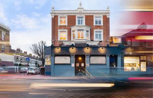 Shepherd's Bush music hall, P493