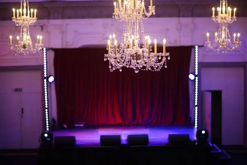 Shepherd's Bush music hall, P493 (photo 9)