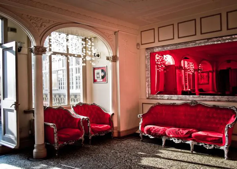 Shepherd's Bush music hall, P493 (photo 10)