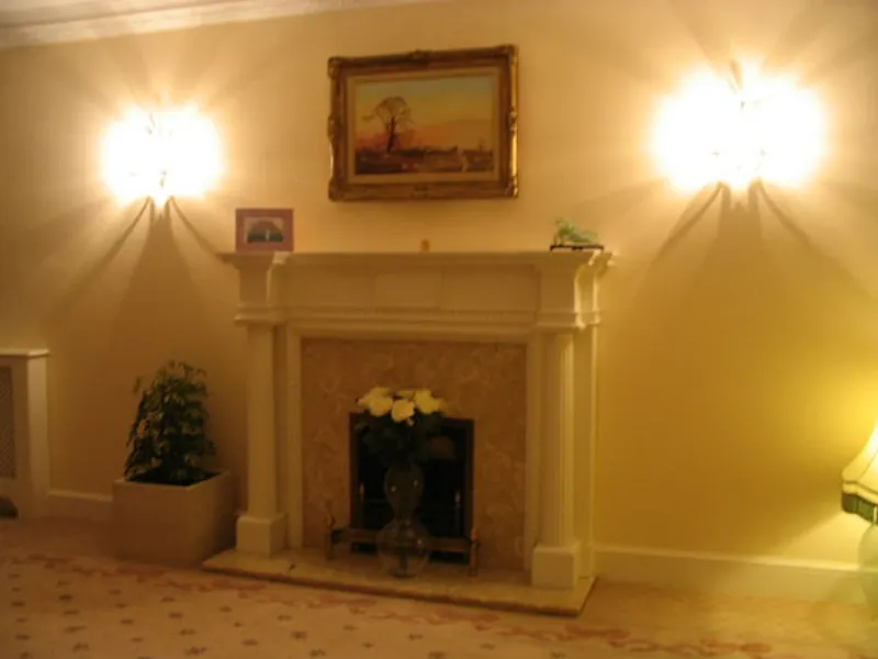 Weybridge detached house, D1877 (photo 7)