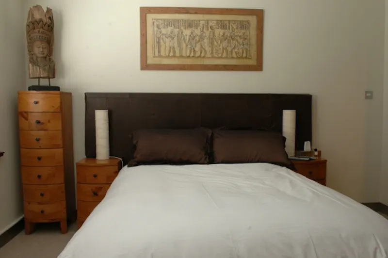 Bedroom at Oriental style Clerkenwell flat, K297 (photo 18)