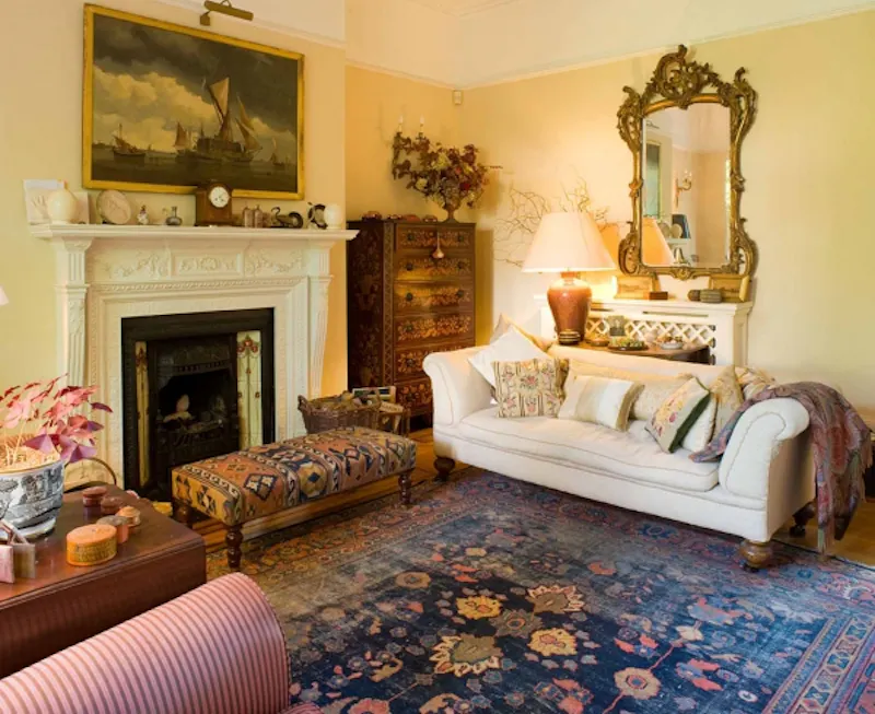 Fireplace at Colourful Camberwell house, B598 (photo 4)