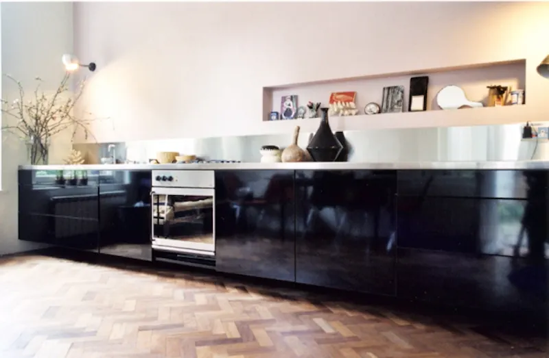 Kitchen at Ground floor flat in Stockwell, F796 (photo 5)