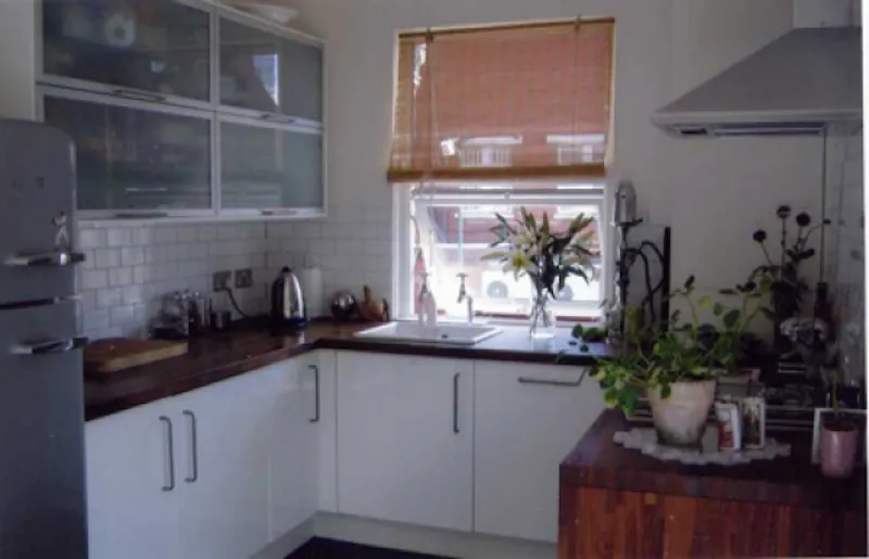 Kitchen at Kensal Rise apartment, F903 (photo 4)