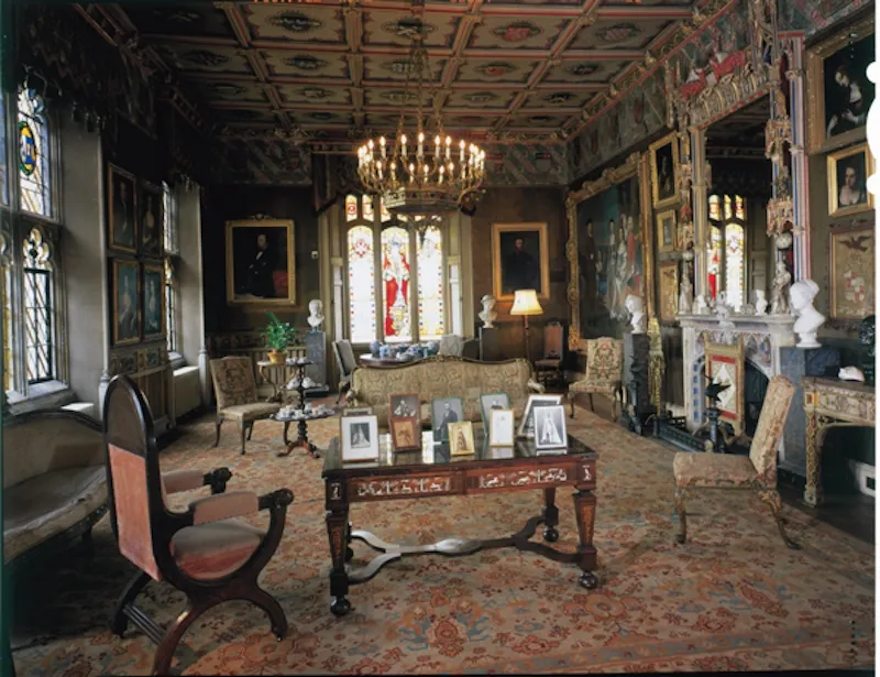 Living Room at Grand Knebworth estate, G68 (photo 4)