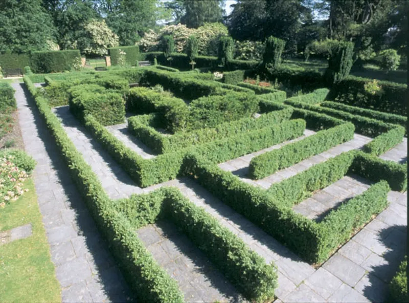 Garden at Grand Knebworth estate, G68 (photo 20)