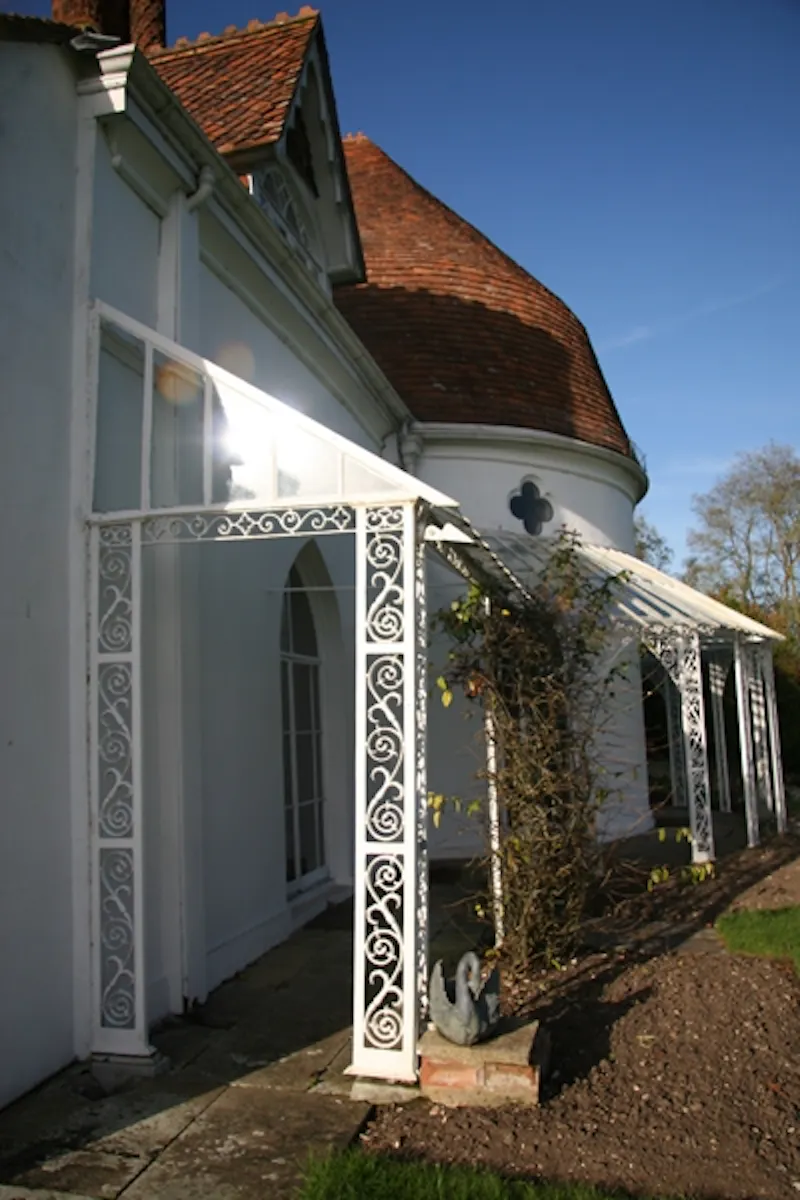 Gothic cottage in Stockbridge, G267 (photo 13)