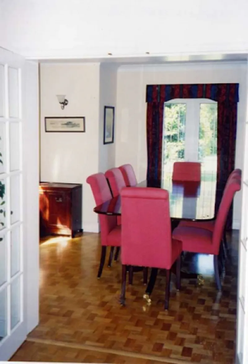 Dining room at Walton on Thames pool house, D1686 (photo 4)