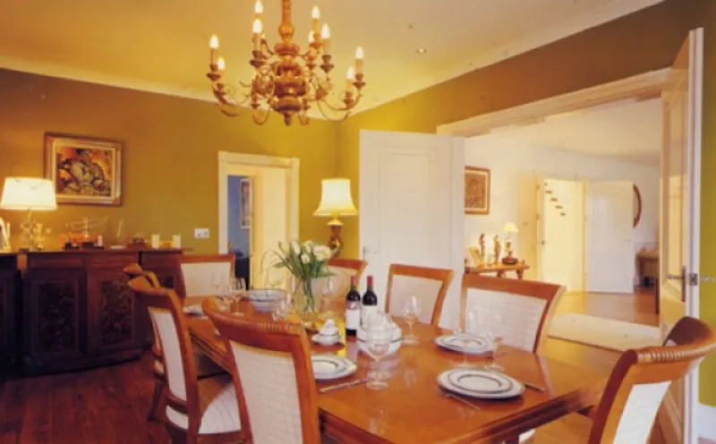 Dining room at Opulent Little Waltham house, D1875 (photo 3)