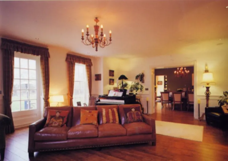 Living Room at Opulent Little Waltham house, D1875 (photo 4)