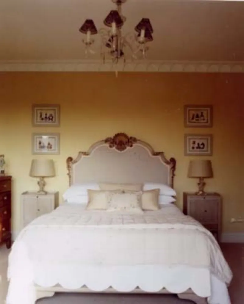 Bedroom at Barnes family house, D1879 (photo 6)
