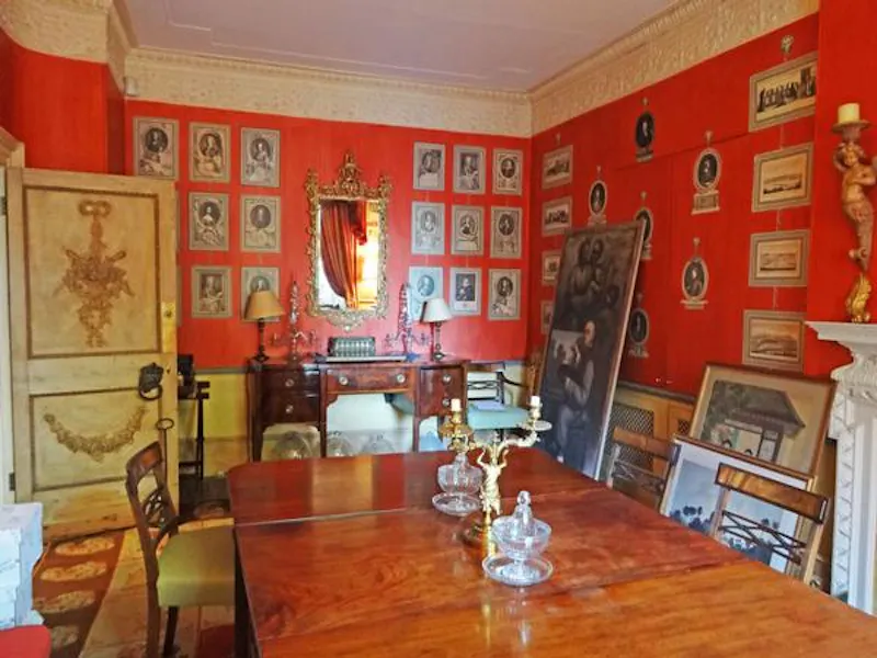 Colourful Marble Arch townhouse, A848 (photo 6)
