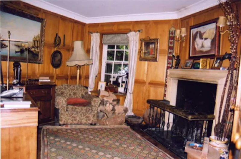 Fireplace at Henley riverside house, A1064 (photo 8)
