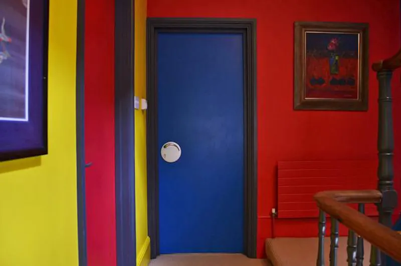 Colourful Brook Green house, B1050 (photo 21)